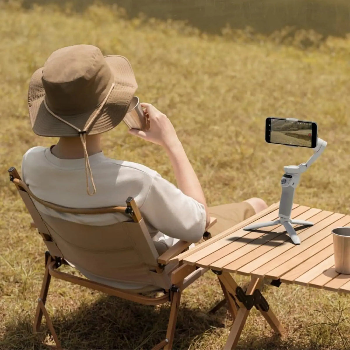 DJI, Estabilizador inteligente Osmo Mobile SE en tres ejes para teléfonos, portátil y plegable, brazo extensible integrado - SacrificioShop